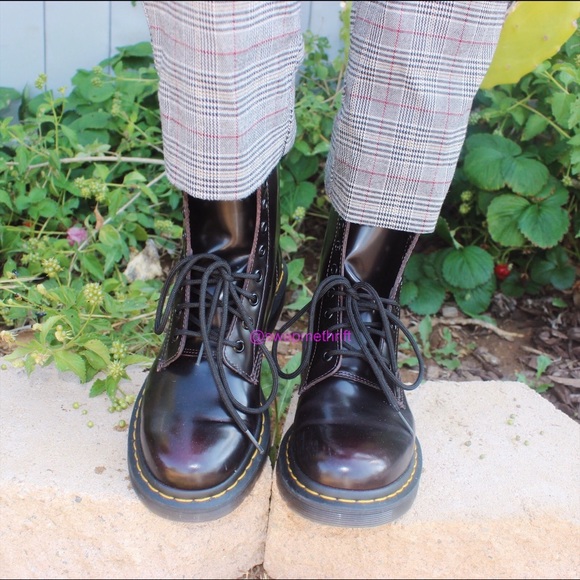 dr martens 1460 cherry red